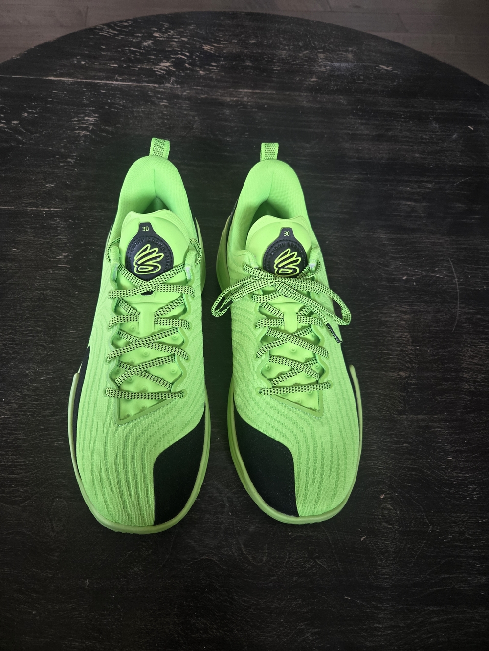 Under Armour Curry 12 "Extraterrestrial" Basketball Shoe, Super Cool!!